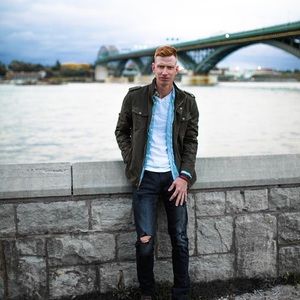 Meet your Posher, Evan